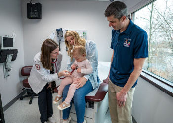 WSU pediatric residency welcomes first cohort of doctors