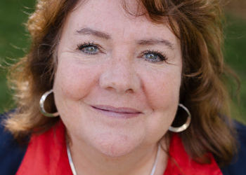 Whitworth assistant prof wins Washington's Trailblazer Award